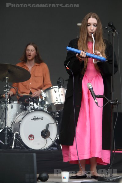 DRY CLEANING - 2023-08-26 - SAINT CLOUD - Domaine National - Scene du Bosquet - Florence Cleopatra Shaw - Nicholas Hugh Andrew Buxton